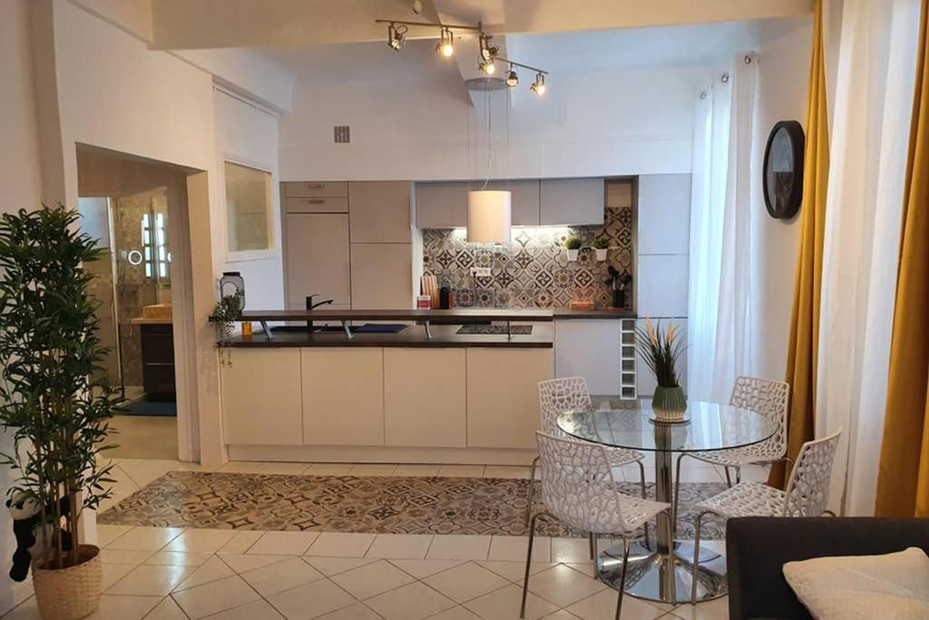 Apartment Lhaussmannien Charme Absolu Hyeres
